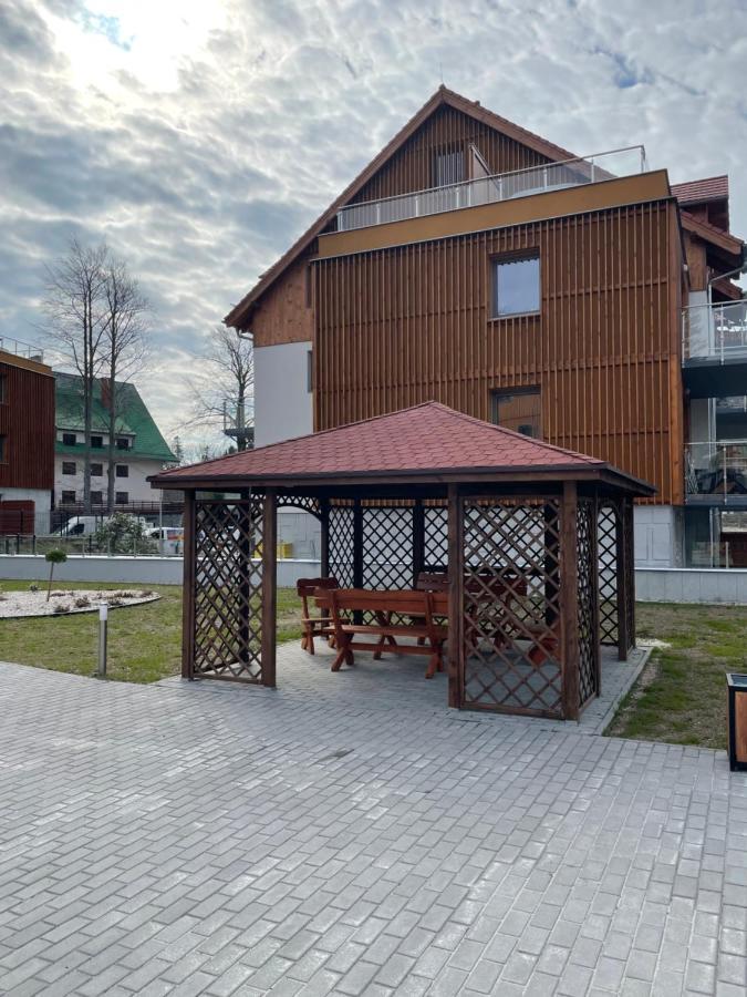 Stone Hill Шклярска Поремба Екстериор снимка