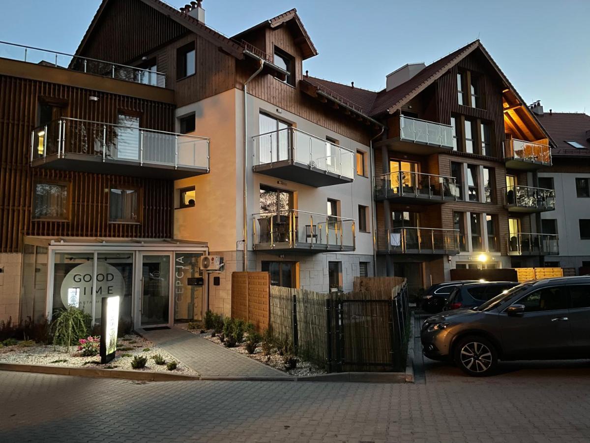 Stone Hill Шклярска Поремба Екстериор снимка